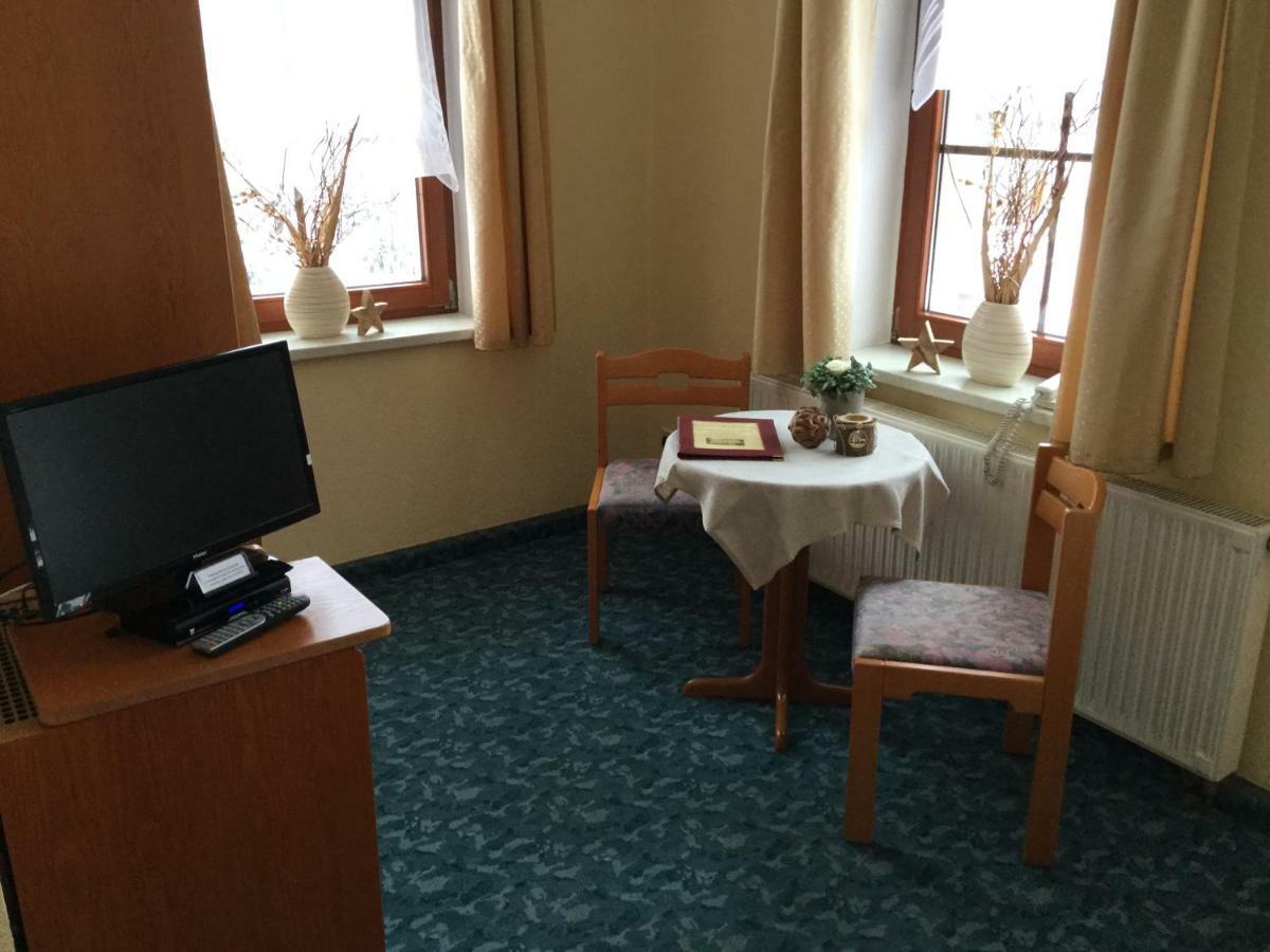 Waldgasthof & Hotel Alberthoehe 利希滕斯泰因 外观 照片